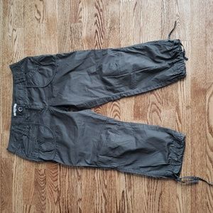 (8) RW&CO. 100% Cotton Cargo Capris Military Hiking Lightweight Outdoor Cropped